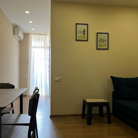 Cosy Apartment Near The Sea Batumi Zewnętrze zdjęcie