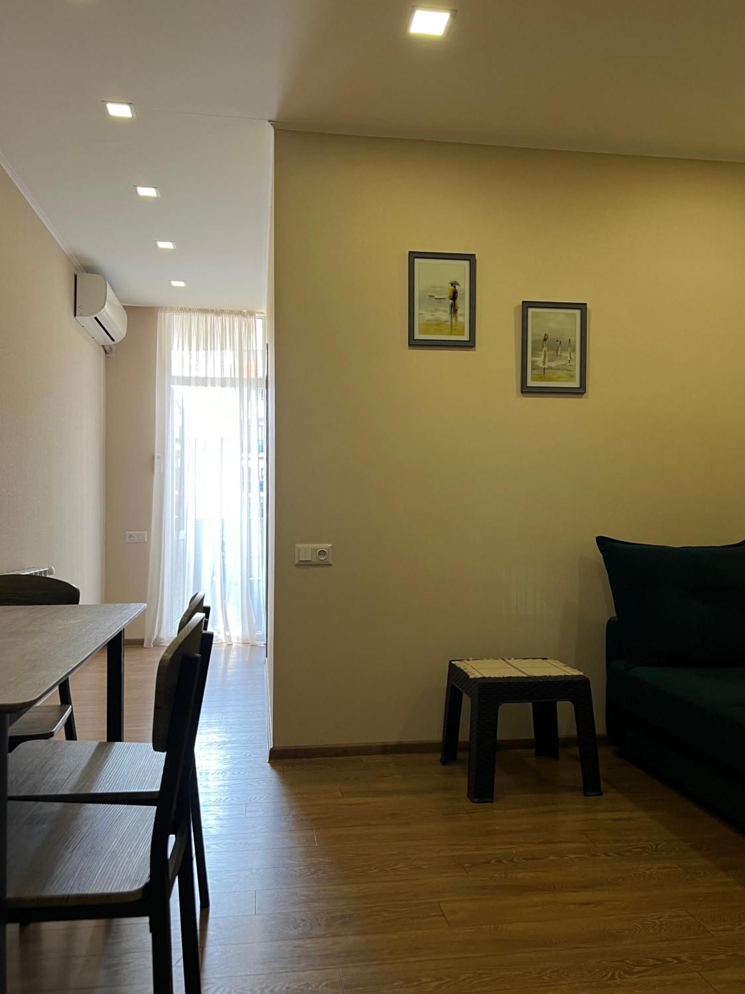 Cosy Apartment Near The Sea Batumi Zewnętrze zdjęcie